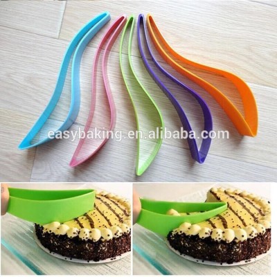 Wholesale High Quality Kitchen Utensil Cake Server Plastic Cutter Knife